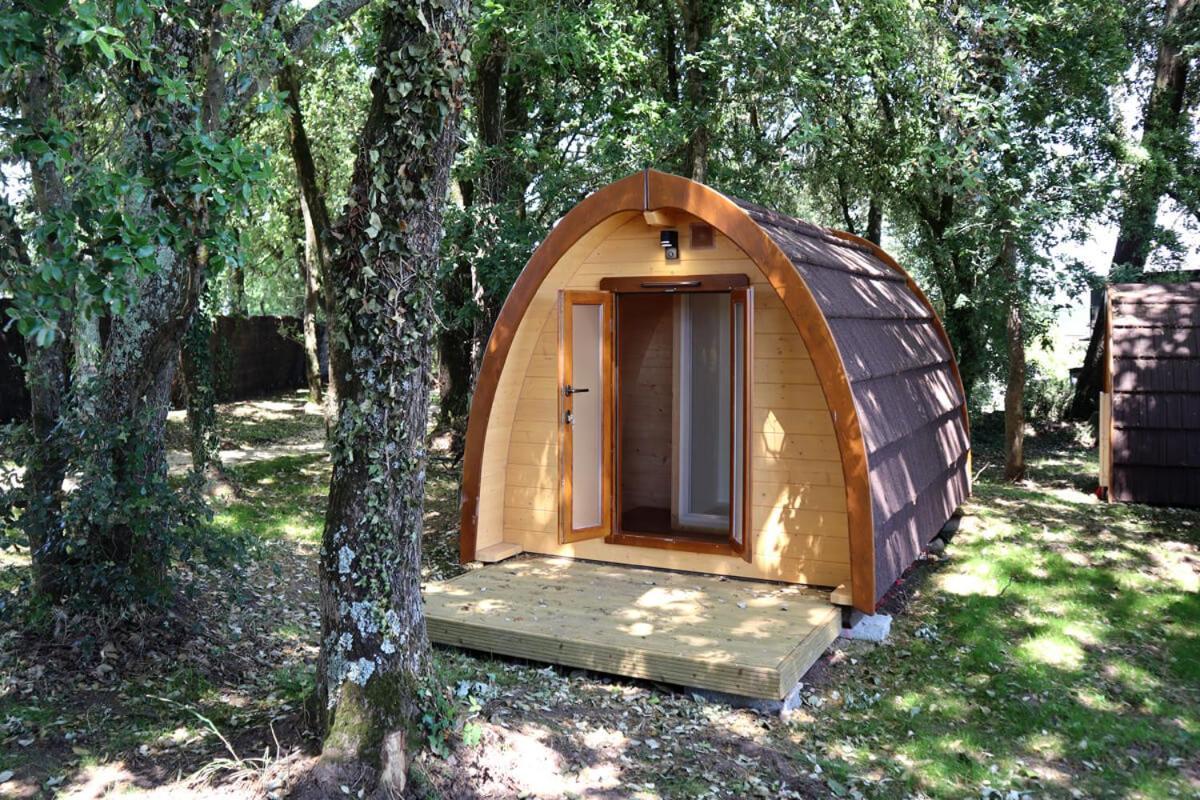Gites & Tiny Houses Les Hauts De Toulvern บาดอง ห้อง รูปภาพ