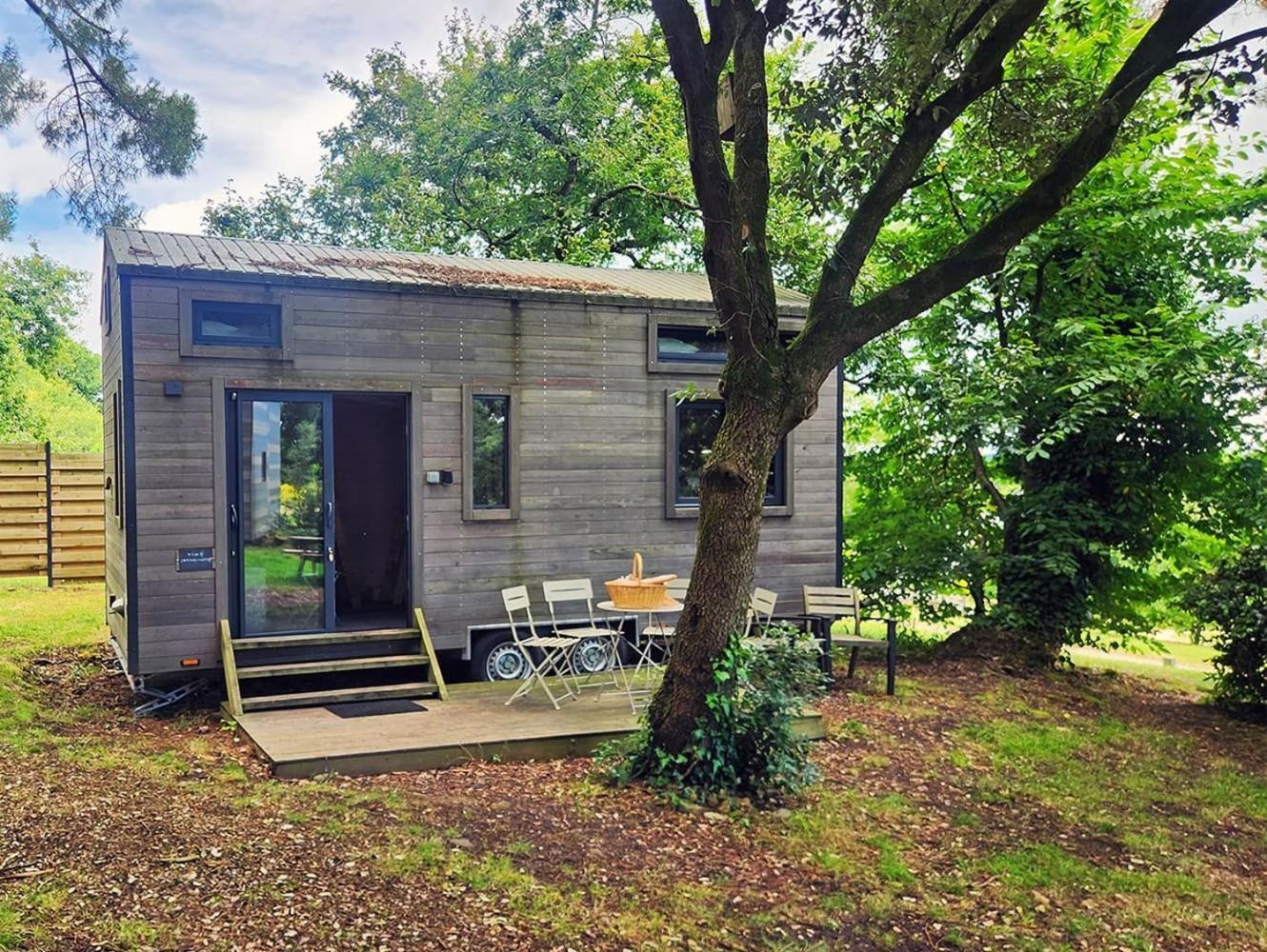 Gites & Tiny Houses Les Hauts De Toulvern บาดอง ห้อง รูปภาพ