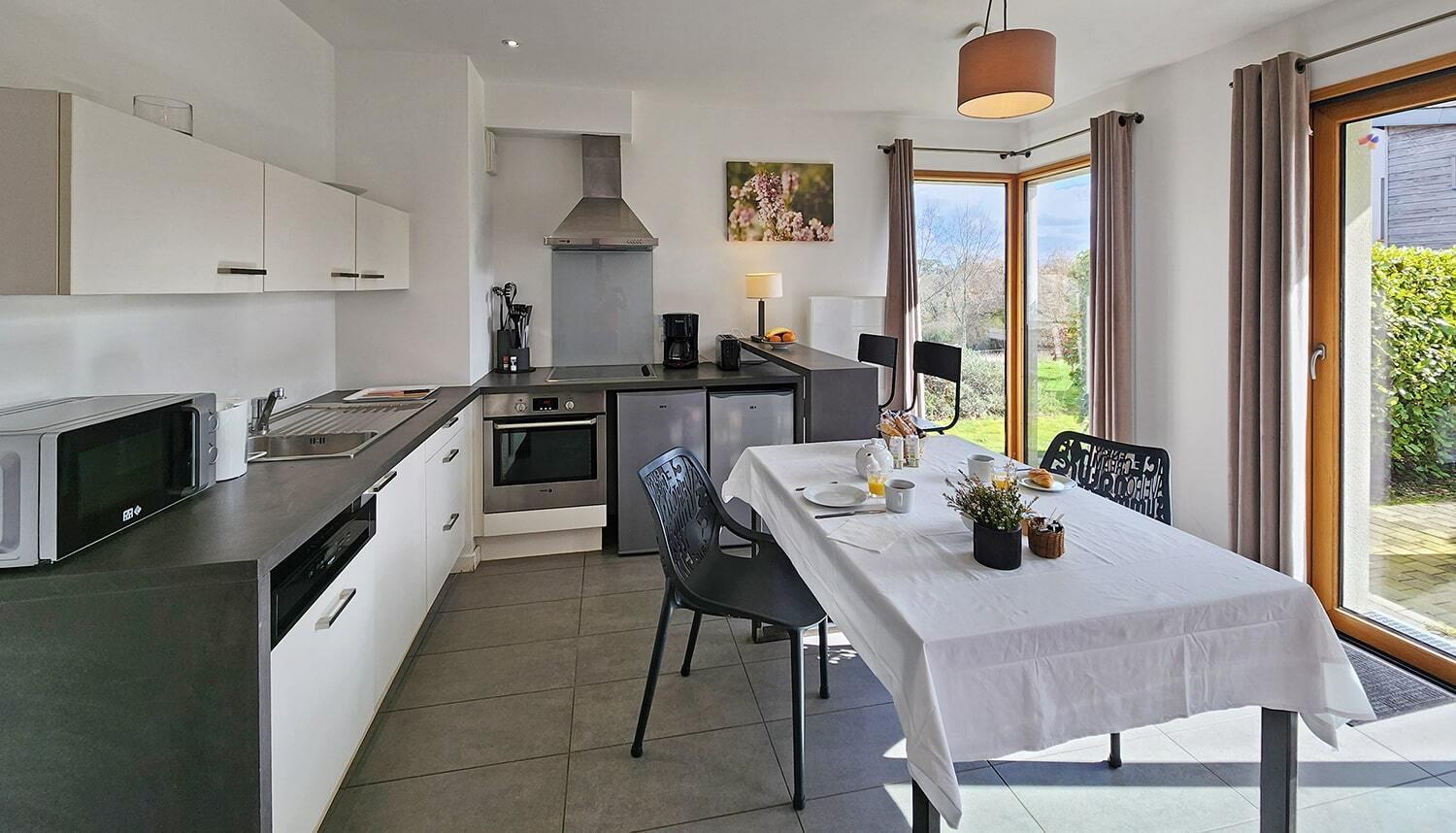 Gites & Tiny Houses Les Hauts De Toulvern บาดอง ห้อง รูปภาพ